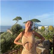 Canguro; baby-sitter; nanny; Ayudó profesora de italiano